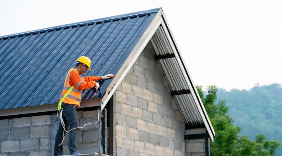Professional residential roofers in Downers Grove, IL